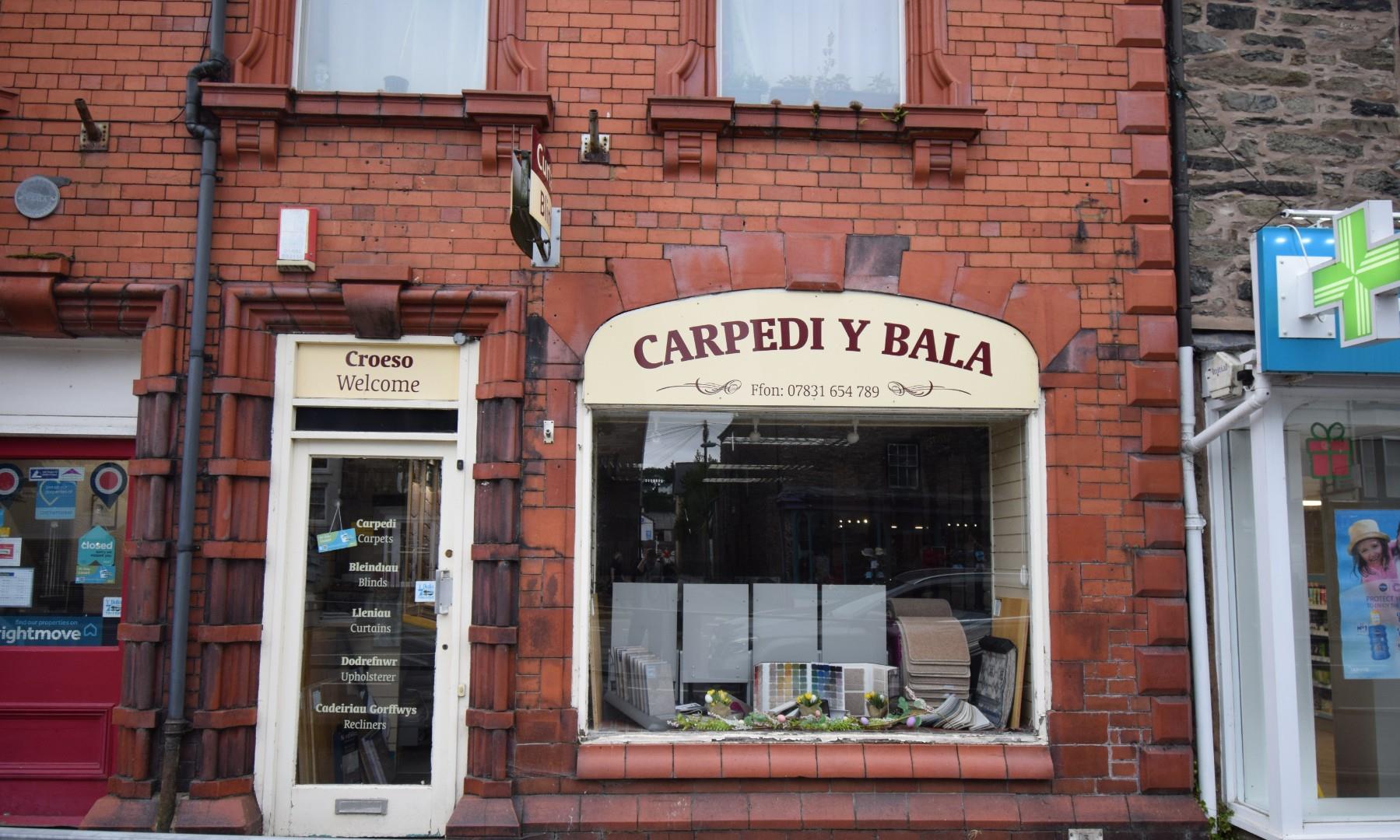 COMMERCIAL/RETAIL PREMISSES